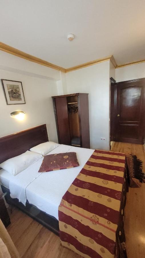 Mehmet Bey Hotel Istanboel Buitenkant foto